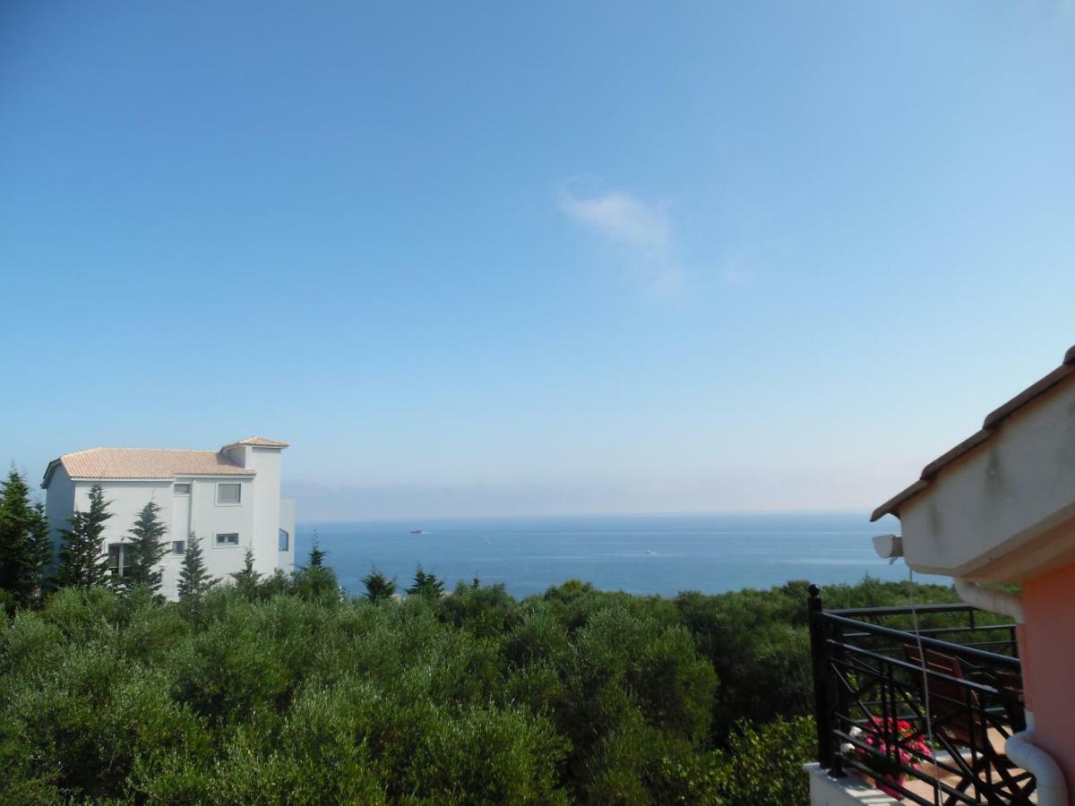 Soso'S Sea View Apartment Planos  Bagian luar foto